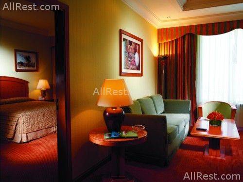 Towers Rotana Hotel 8